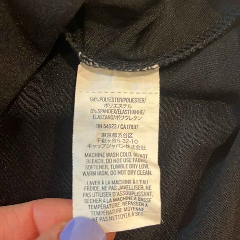 3/$25 Old Navy women’s M active wear black - Picture 5 of 8